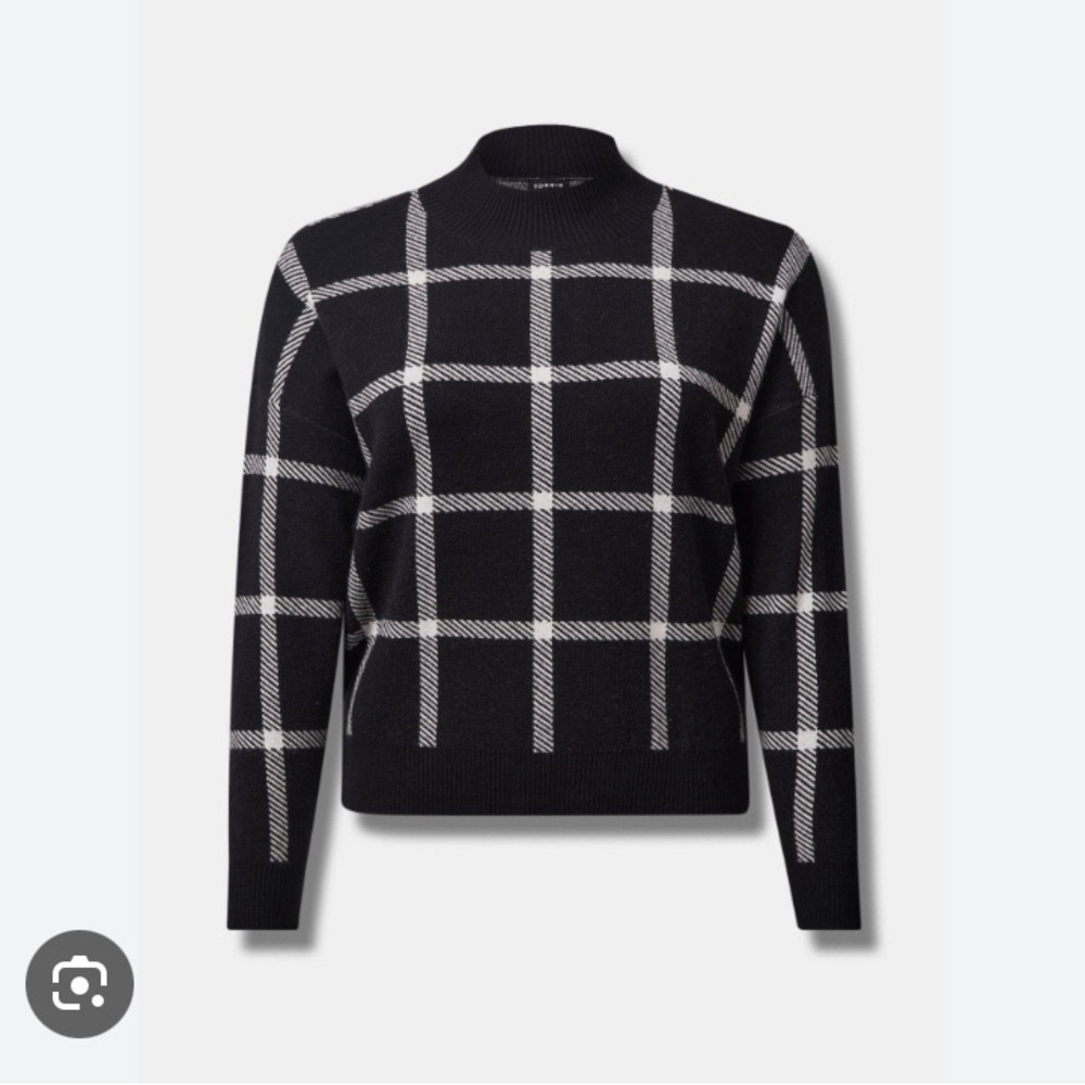 Torrid pullover sweater in Deep Black Windowpane.